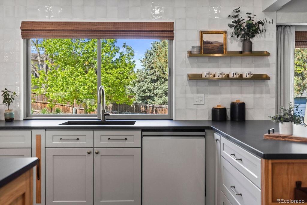 MLS Image #5 for 7633 s gilpin court,centennial, Colorado