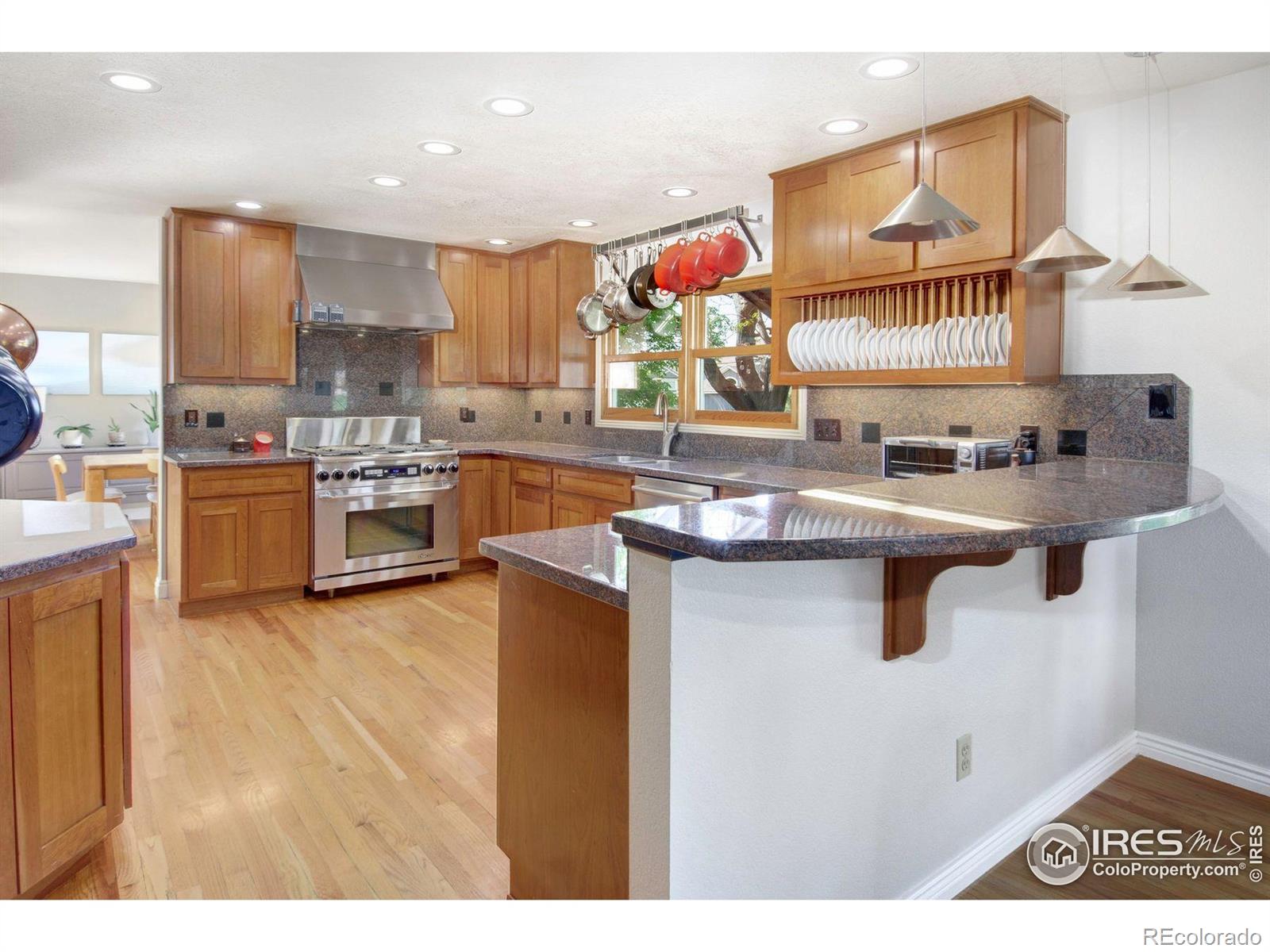 MLS Image #5 for 902  grove drive,louisville, Colorado