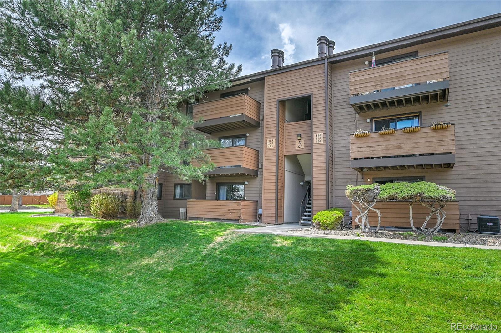 MLS Image #2 for 201  wright street,lakewood, Colorado
