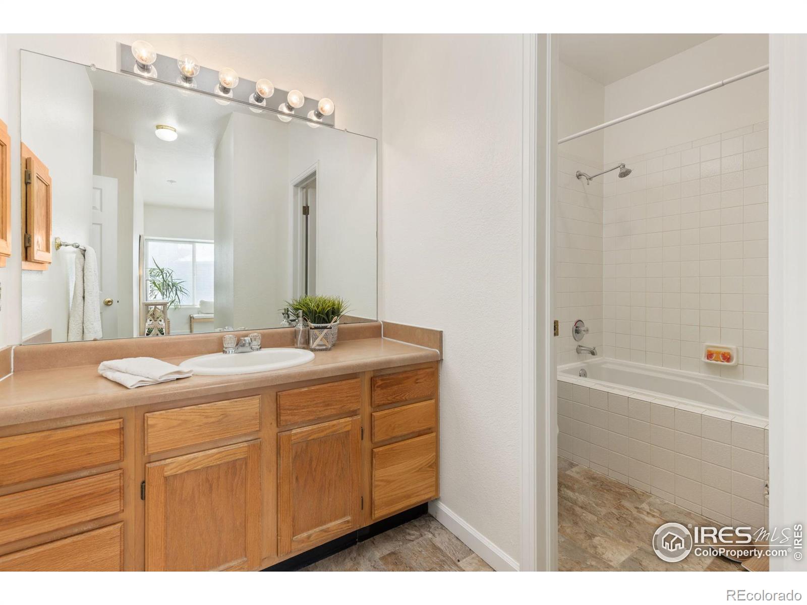 MLS Image #14 for 4545  wheaton drive,fort collins, Colorado