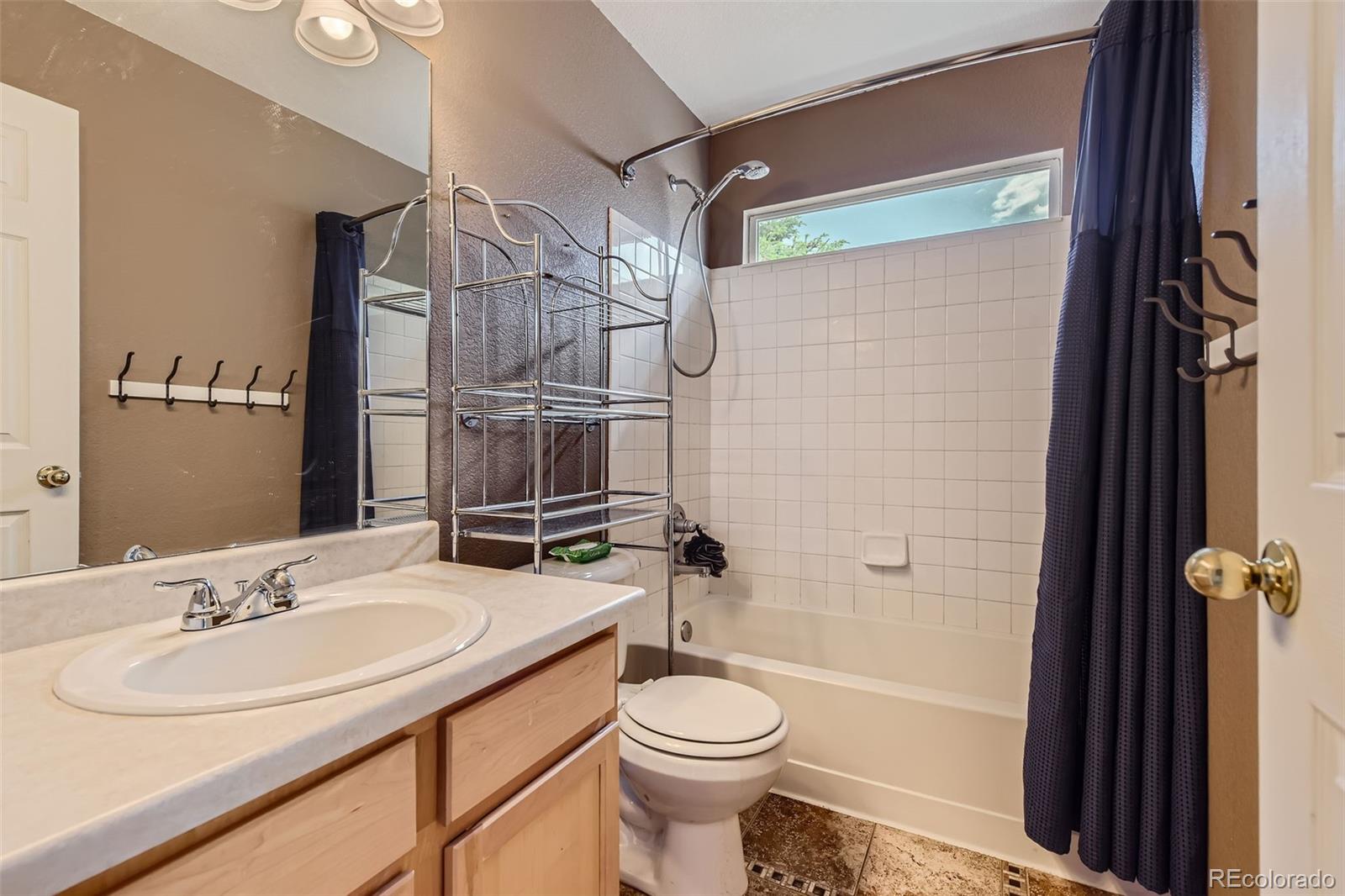 MLS Image #14 for 9651  bighorn way,littleton, Colorado