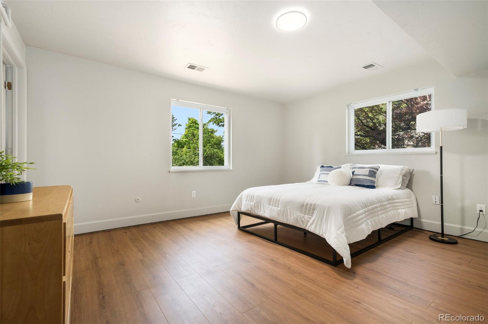 MLS Image #26 for 1420 w ridge road,littleton, Colorado