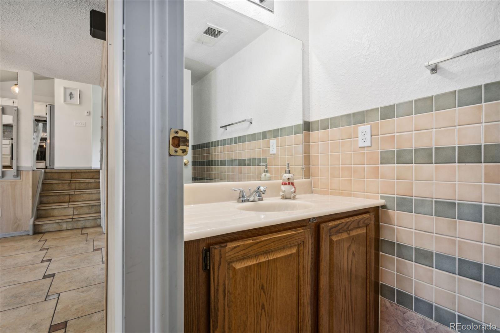 MLS Image #29 for 6544  alkire court,arvada, Colorado