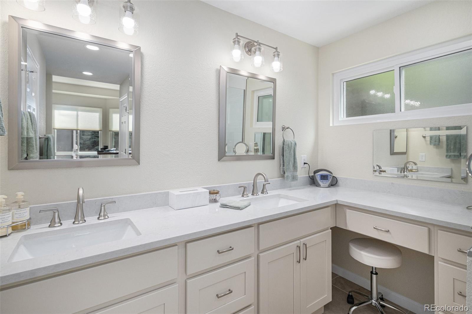 MLS Image #24 for 7696 s hudson way,centennial, Colorado