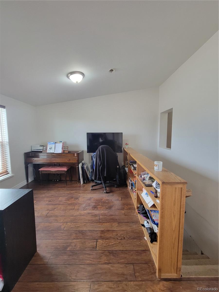 MLS Image #10 for 58117 e 42nd drive,strasburg, Colorado