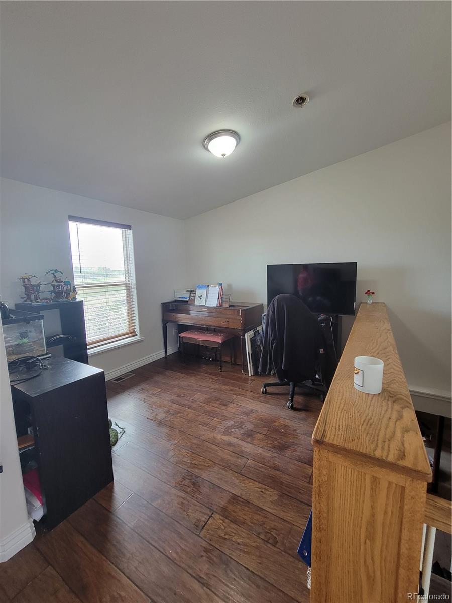 MLS Image #11 for 58117 e 42nd drive,strasburg, Colorado