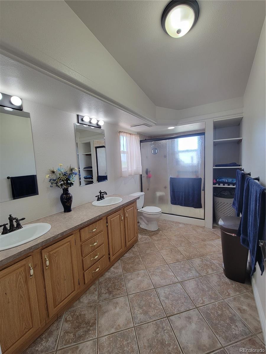 MLS Image #14 for 58117 e 42nd drive,strasburg, Colorado