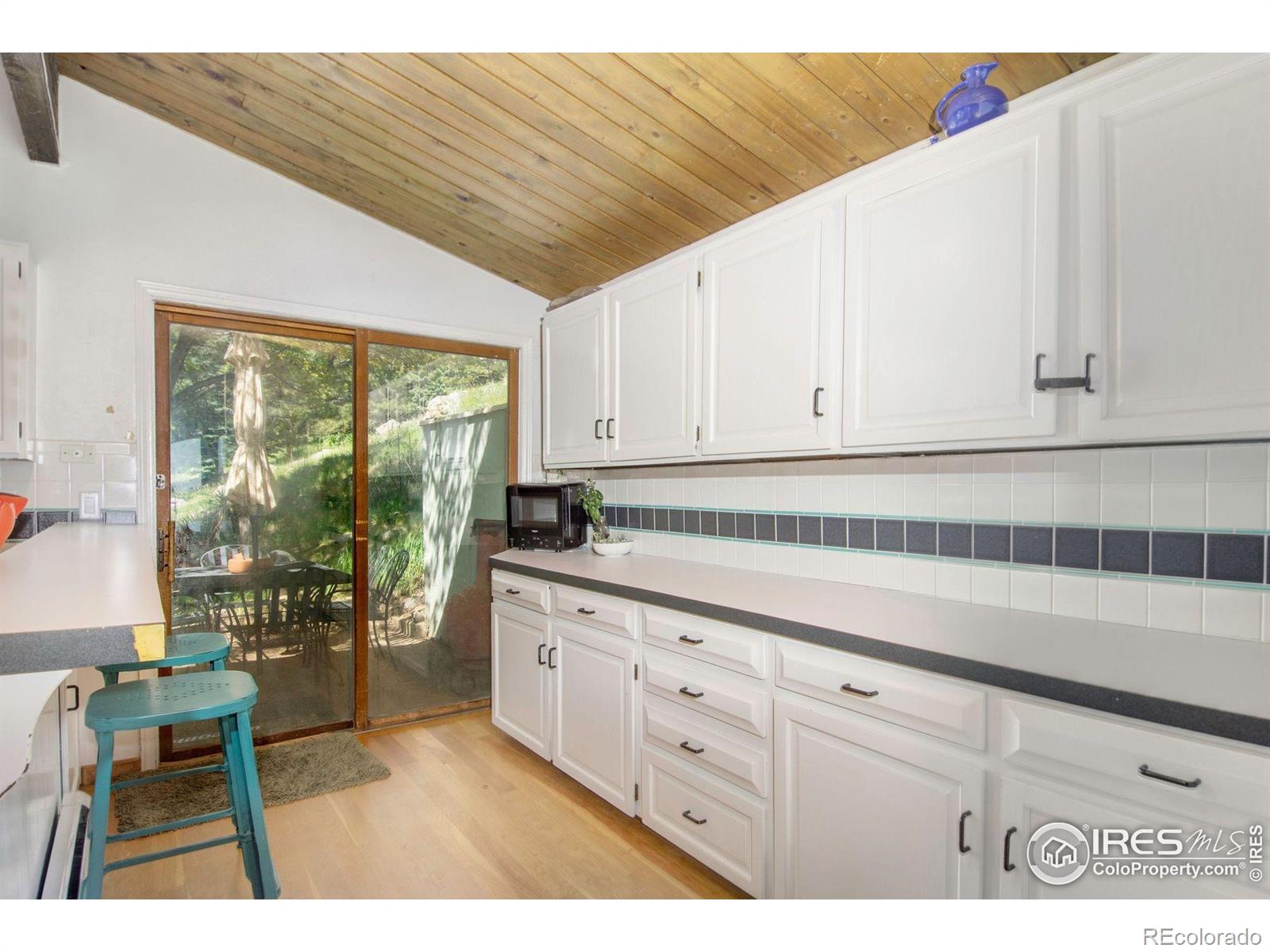 MLS Image #23 for 100  wildcat lane,boulder, Colorado