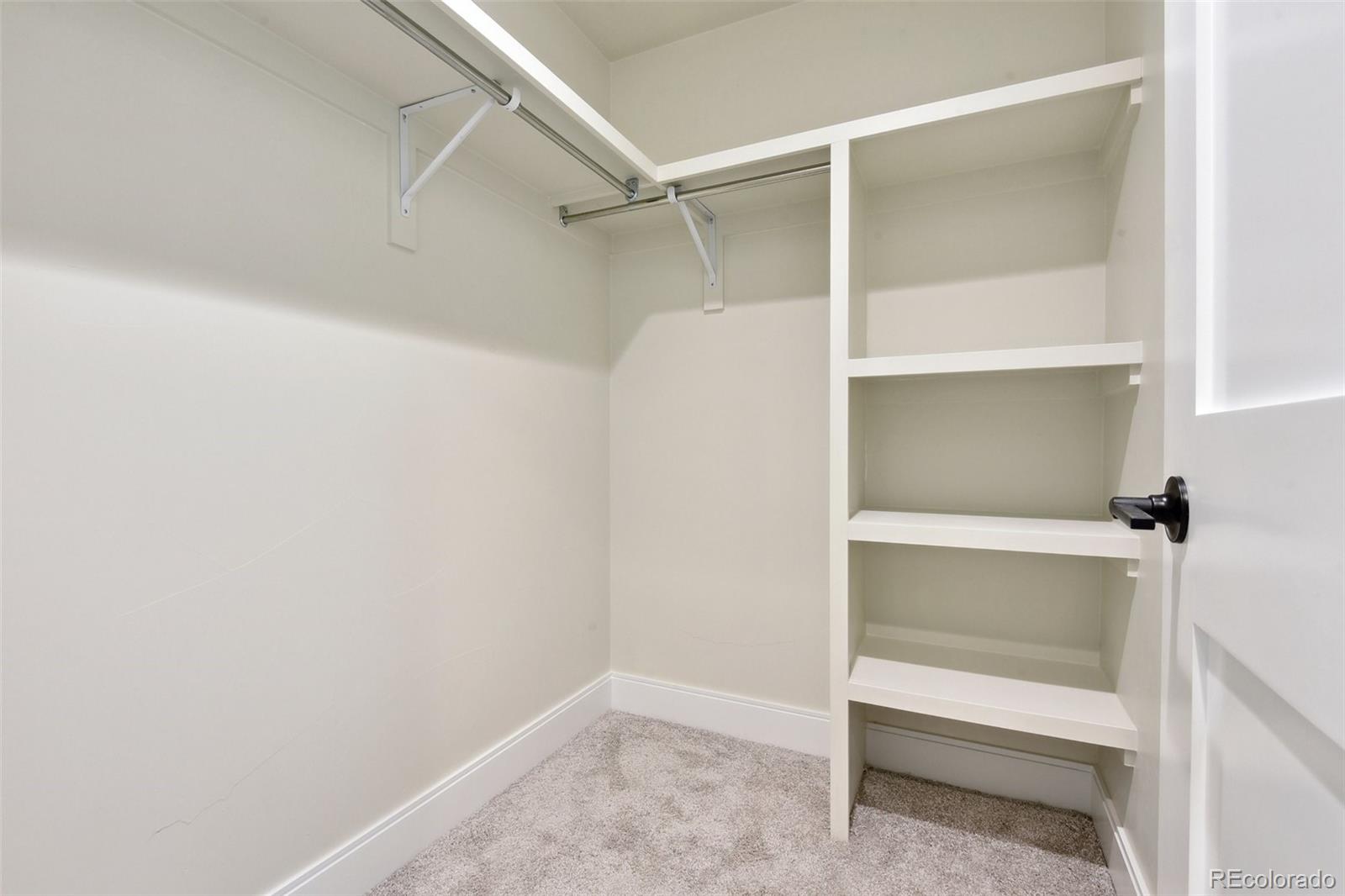 MLS Image #11 for 1563 n hooker street,denver, Colorado
