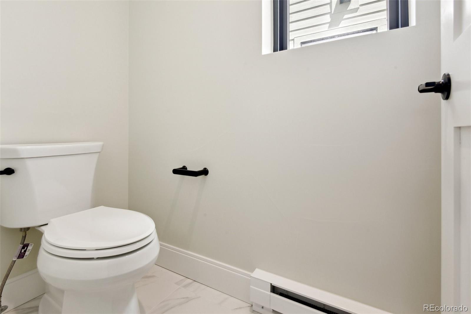 MLS Image #13 for 1563 n hooker street,denver, Colorado