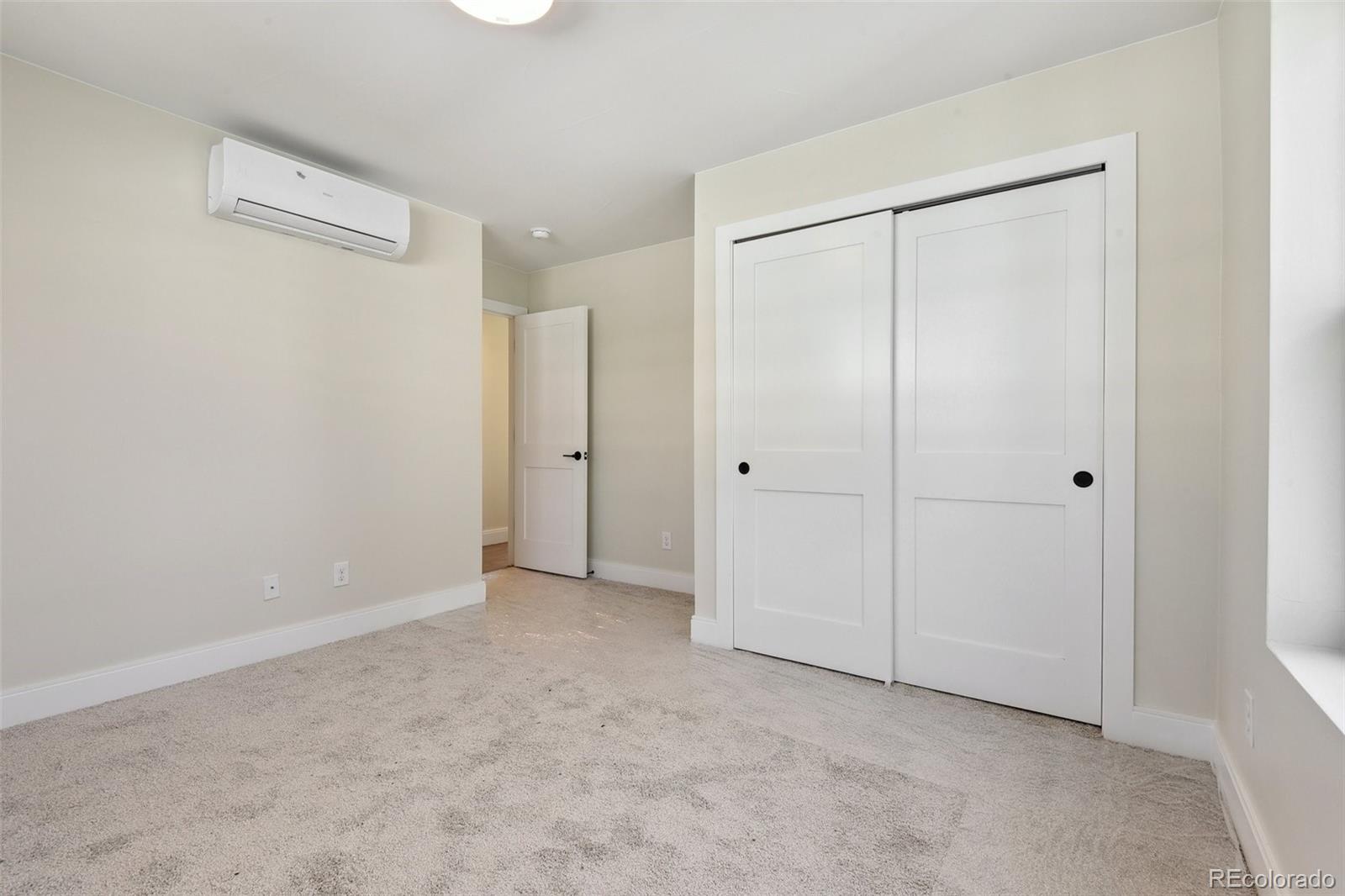 MLS Image #17 for 1563 n hooker street,denver, Colorado