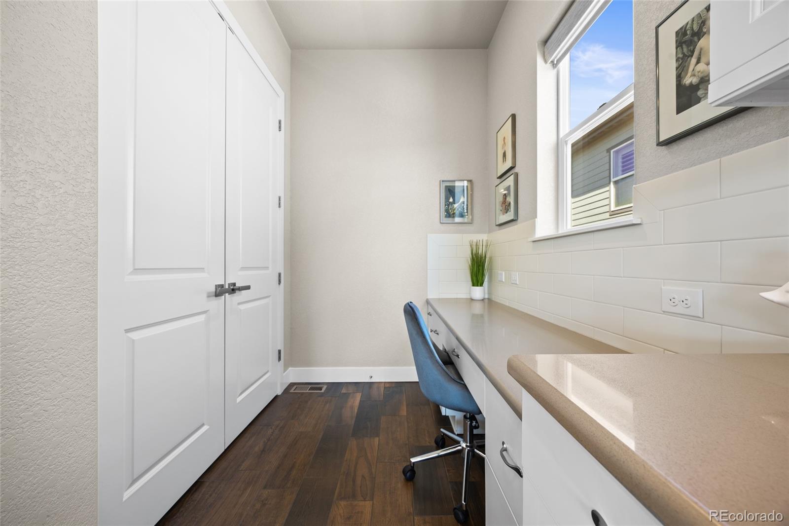 MLS Image #13 for 8142 s langdale way,aurora, Colorado