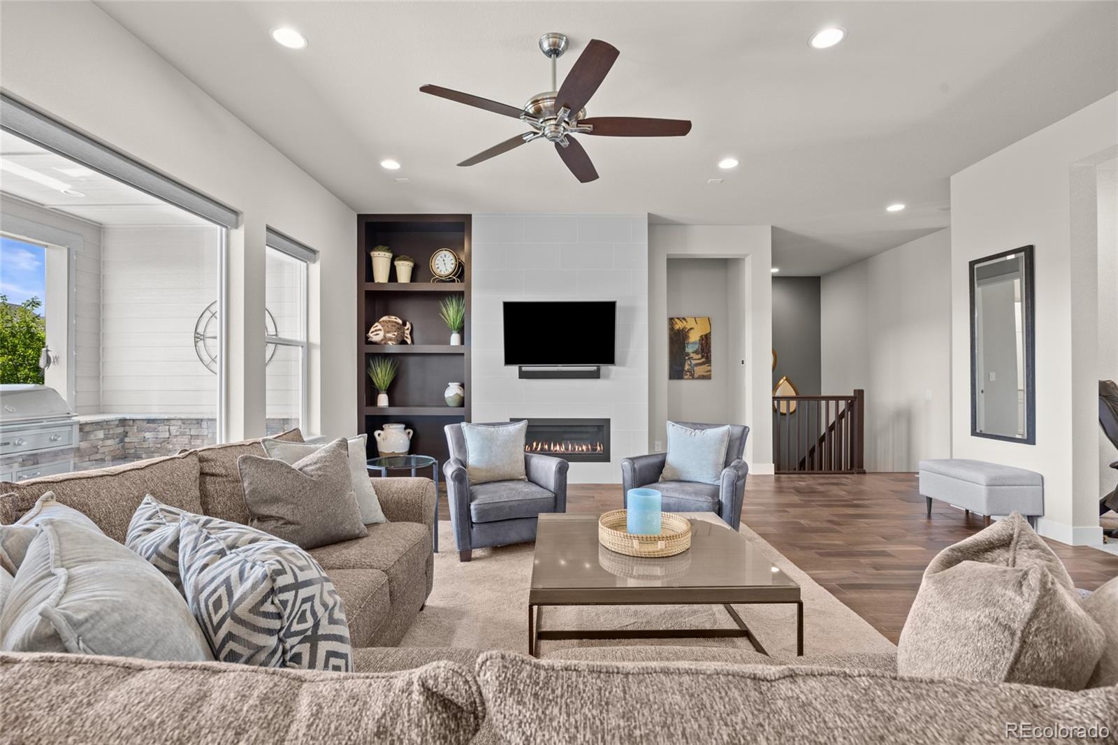MLS Image #5 for 8142 s langdale way,aurora, Colorado