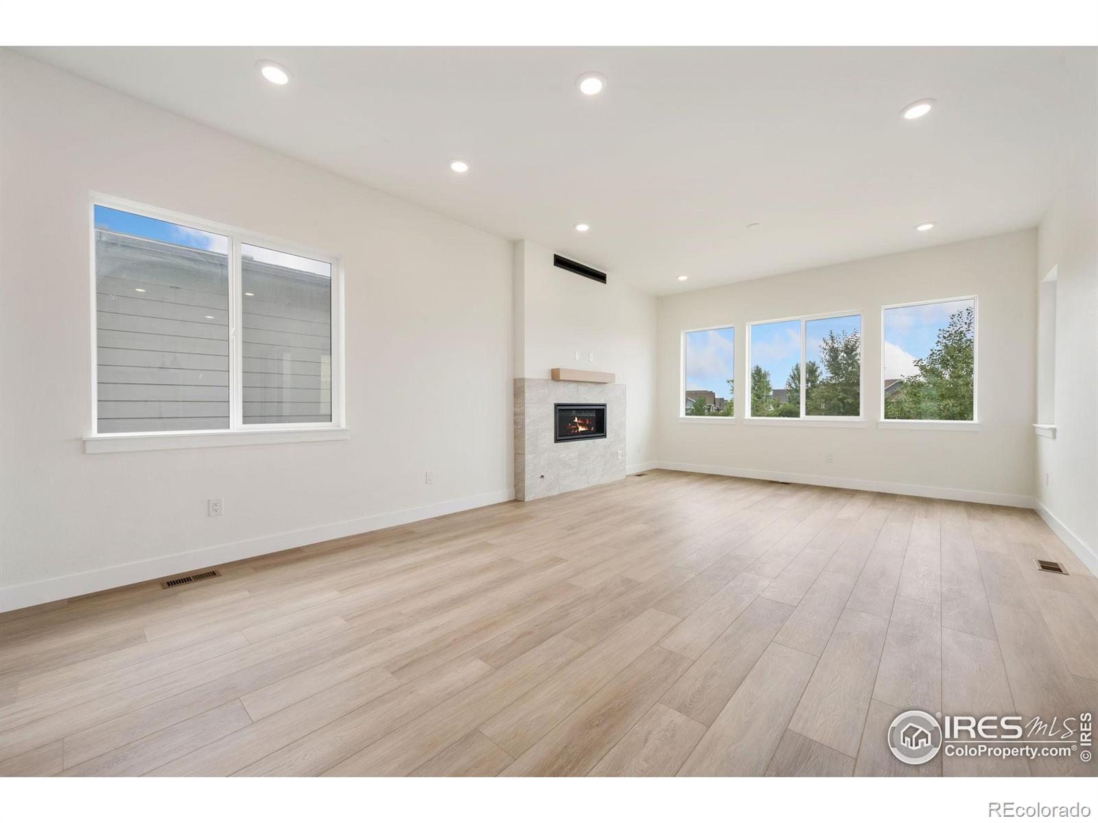 CMA Image for 1637  Winter Glow Drive,Windsor, Colorado