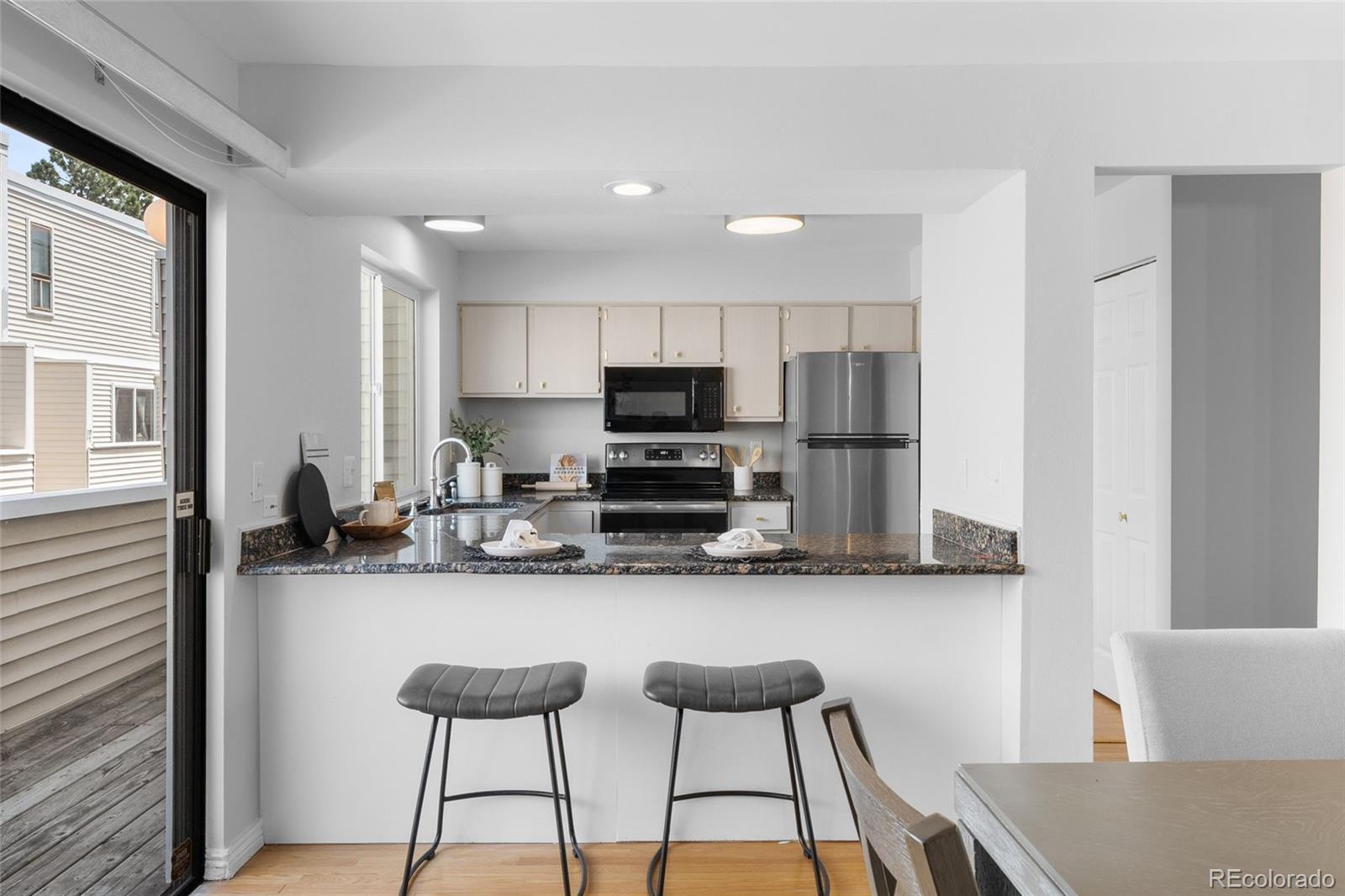 MLS Image #9 for 1050 s monaco parkway 68,denver, Colorado