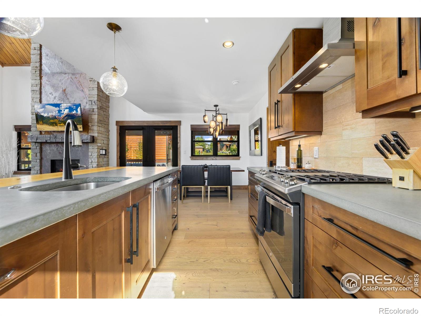 MLS Image #12 for 1722  theater way,estes park, Colorado