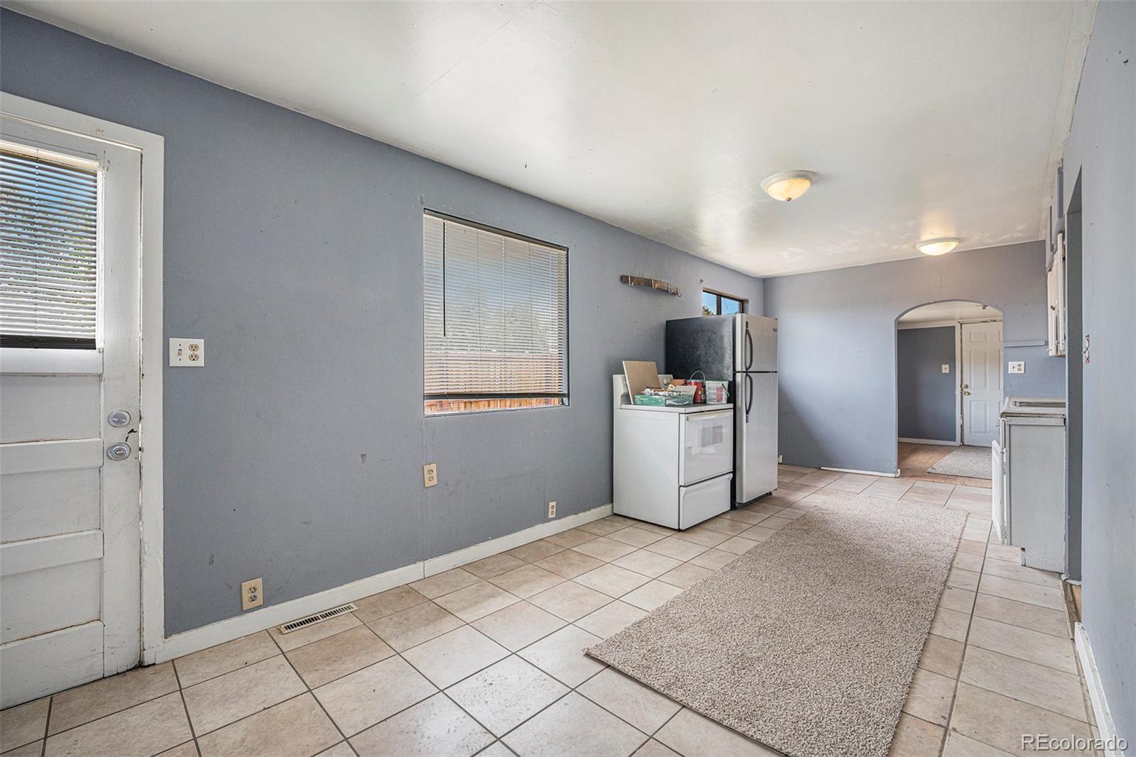 MLS Image #5 for 2280 s decatur street,denver, Colorado