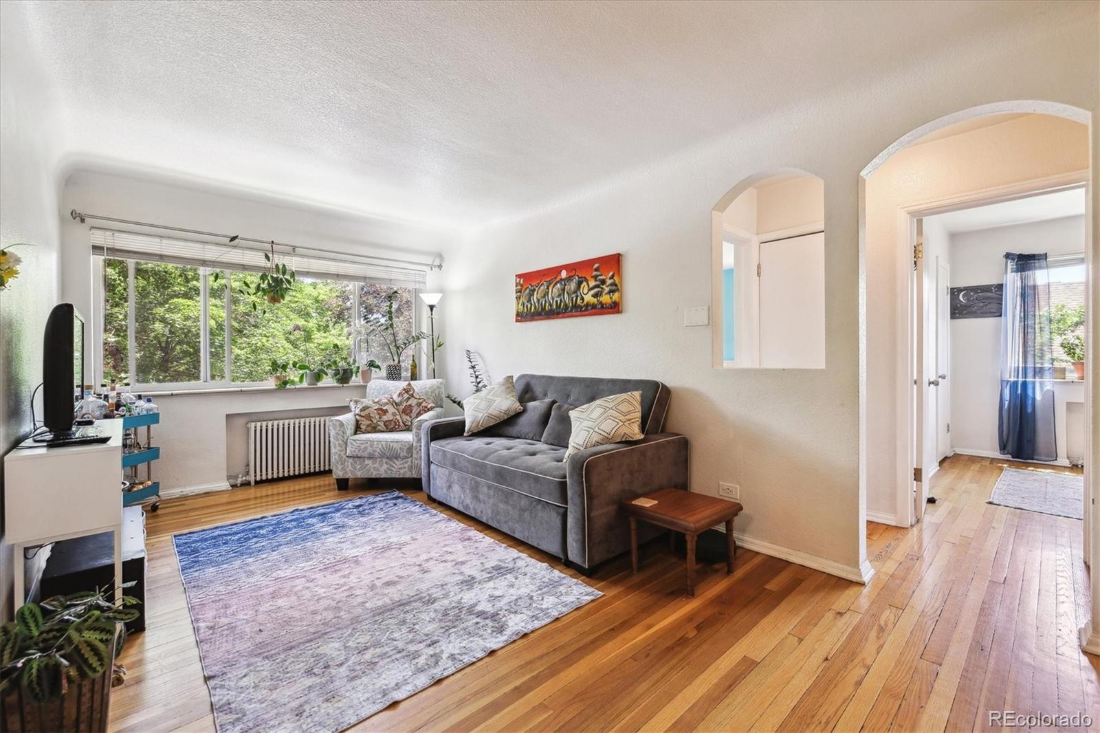 MLS Image #5 for 85 n grant street,denver, Colorado