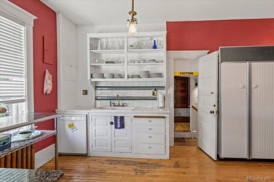 MLS Image #12 for 310 e 2nd street,trinidad, Colorado