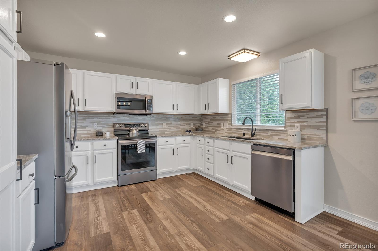 MLS Image #10 for 9884  sydney lane,highlands ranch, Colorado