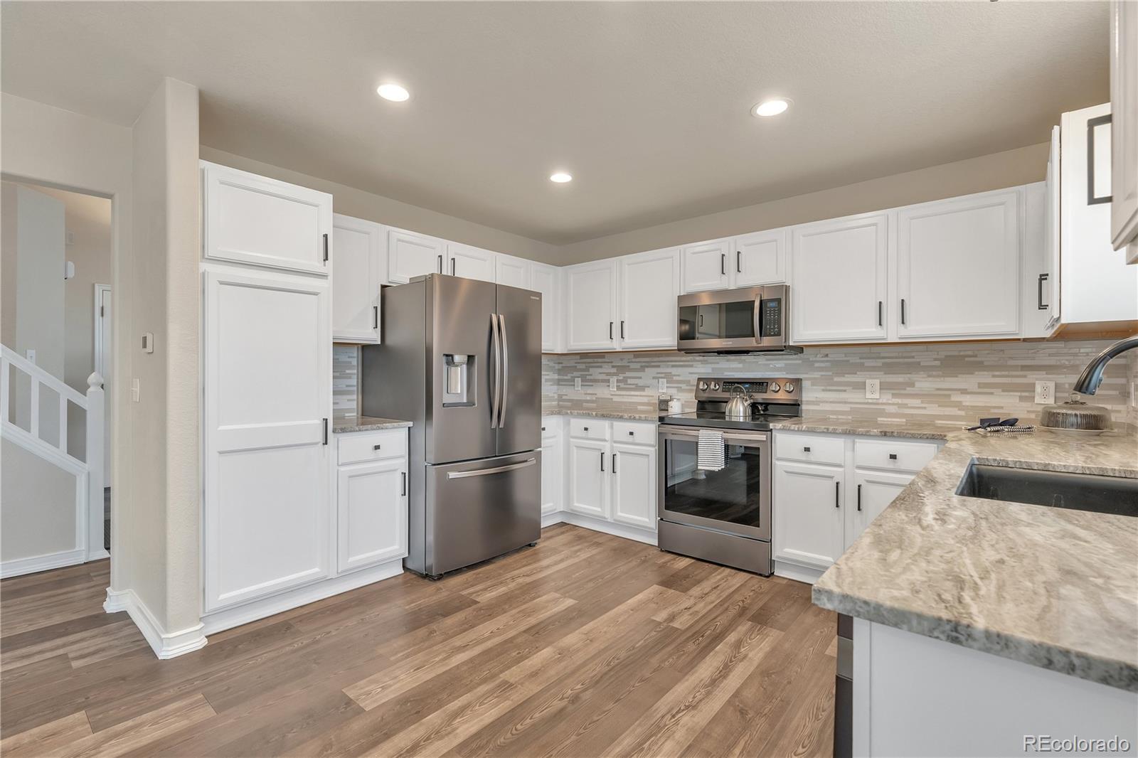 MLS Image #11 for 9884  sydney lane,highlands ranch, Colorado
