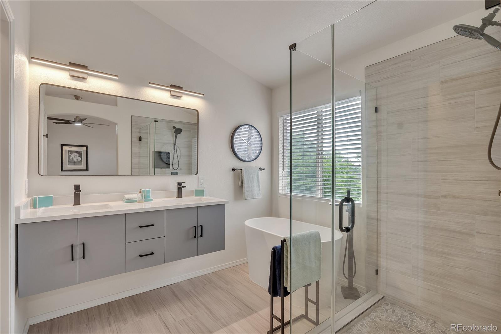MLS Image #3 for 9884  sydney lane,highlands ranch, Colorado
