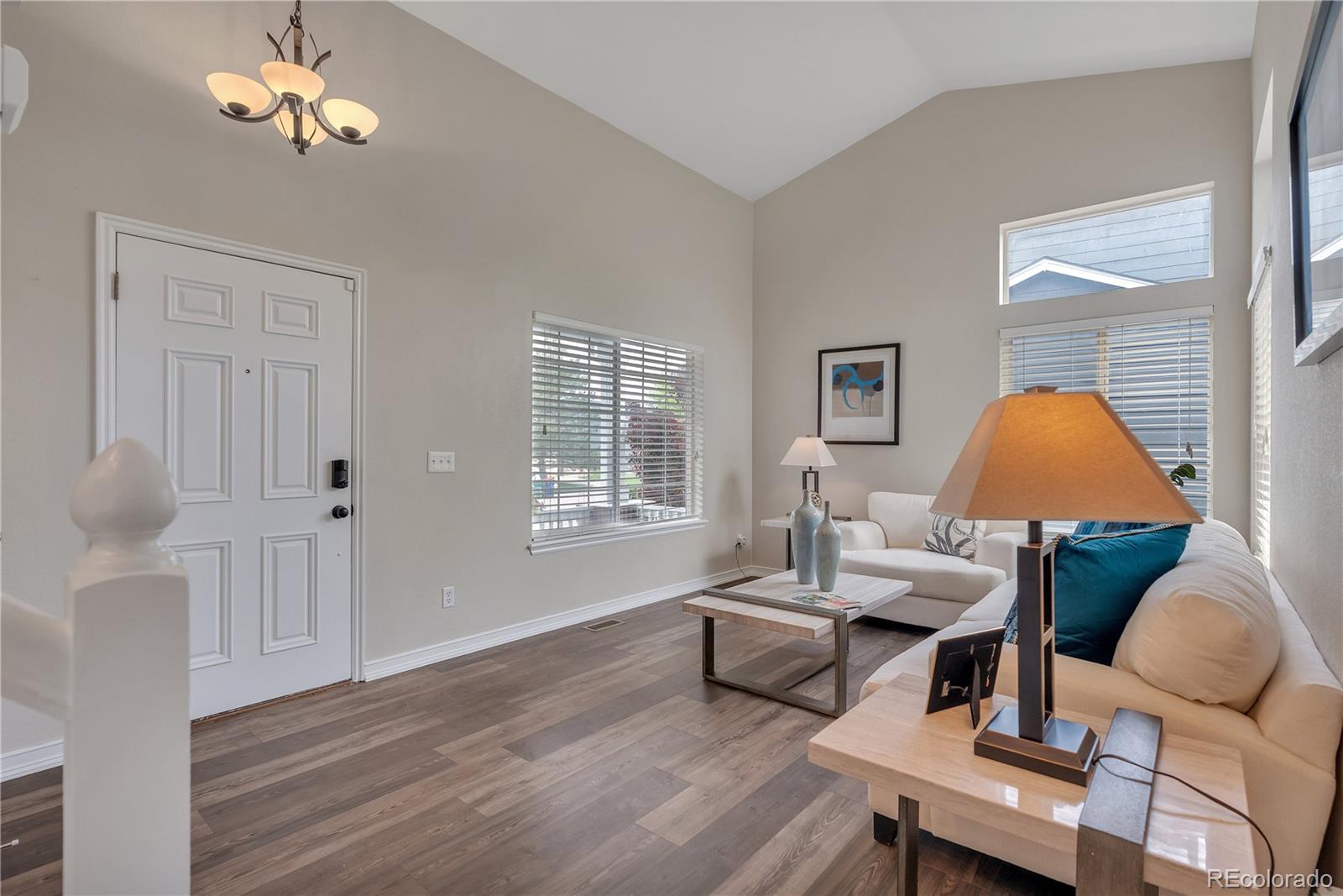 MLS Image #9 for 9884  sydney lane,highlands ranch, Colorado