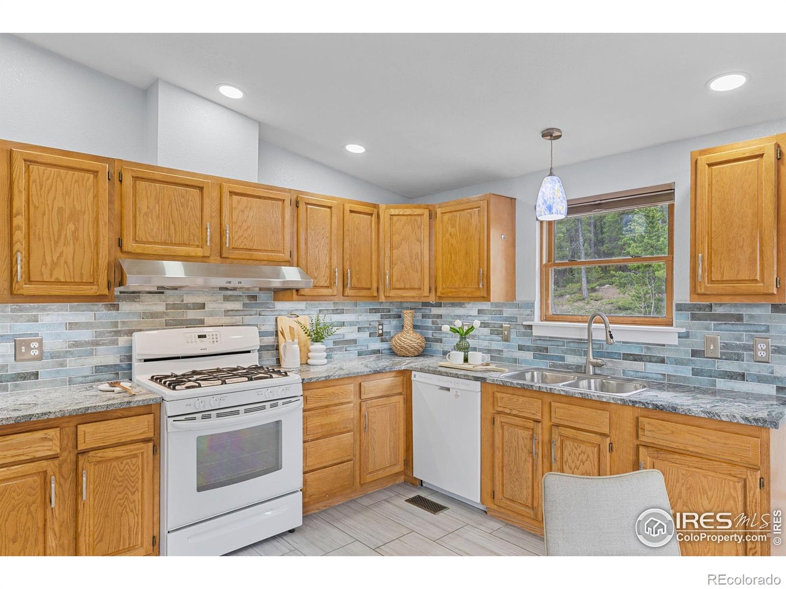 MLS Image #13 for 880  hummer drive,nederland, Colorado