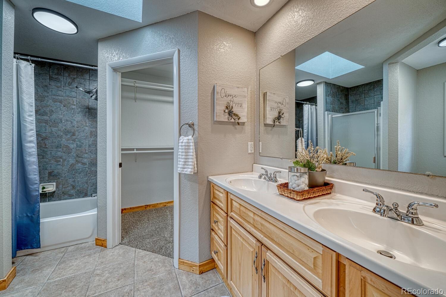 MLS Image #18 for 318  southgate road,florissant, Colorado