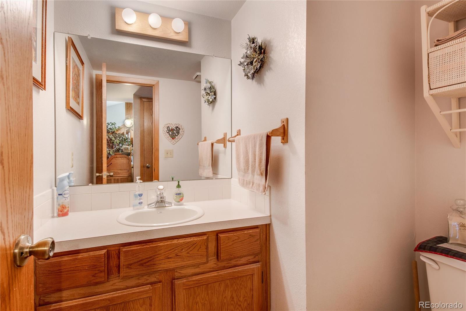 MLS Image #18 for 2912  lake park way,longmont, Colorado
