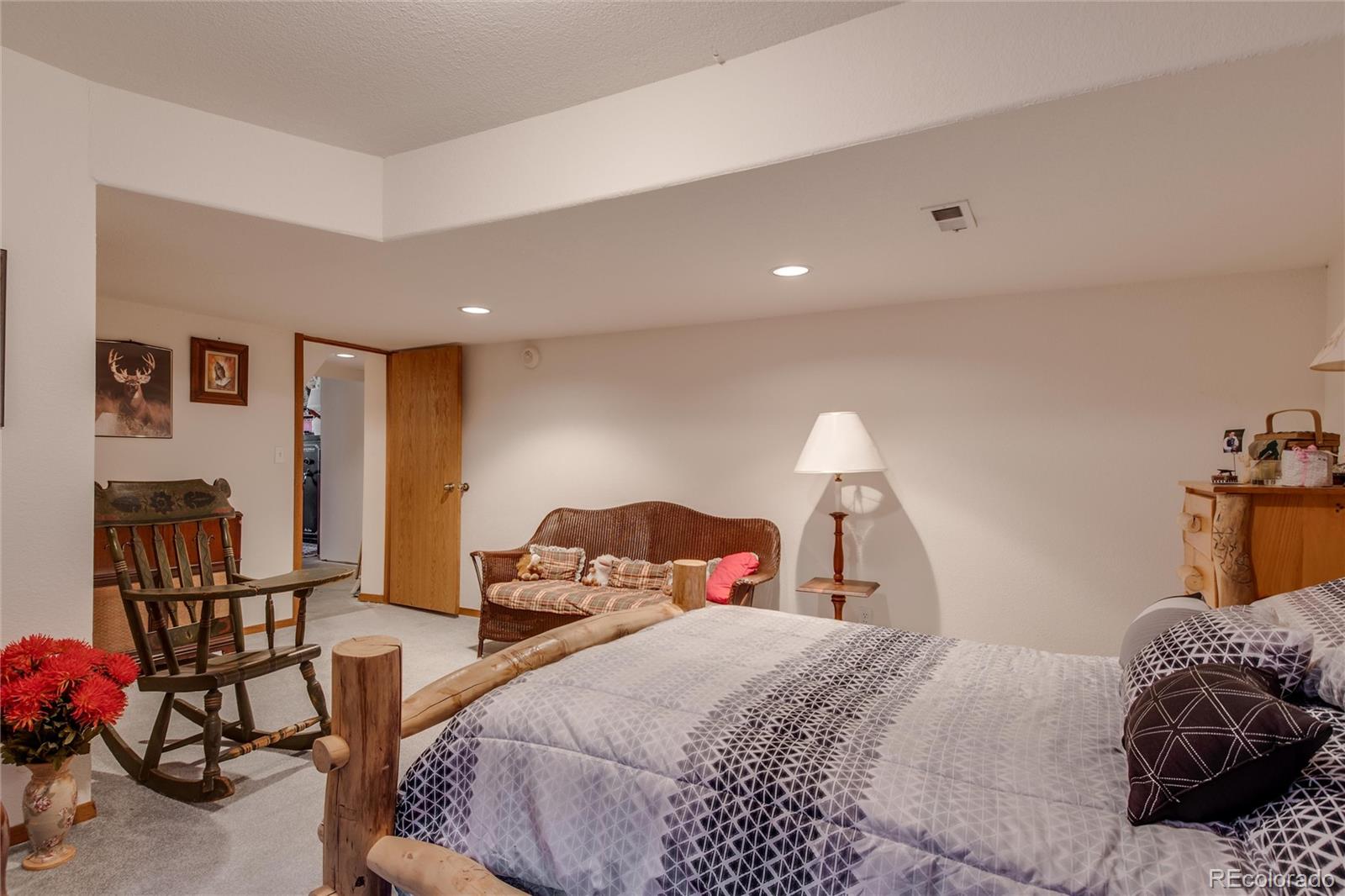 MLS Image #29 for 2912  lake park way,longmont, Colorado