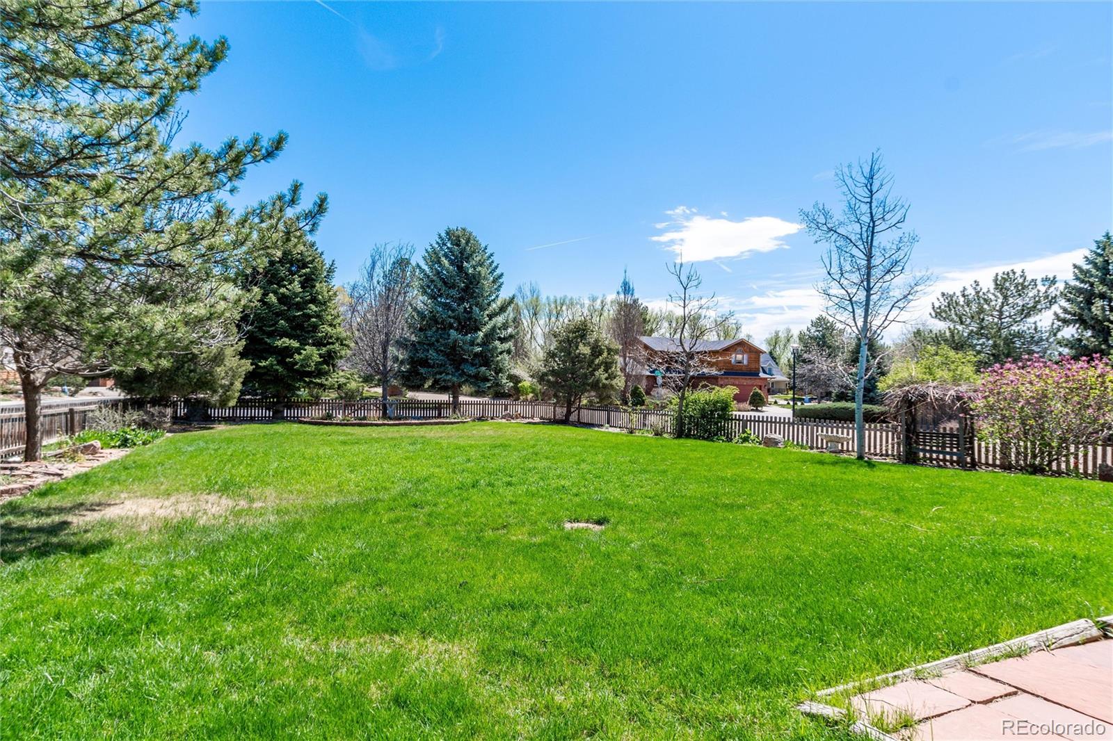 MLS Image #37 for 2912  lake park way,longmont, Colorado