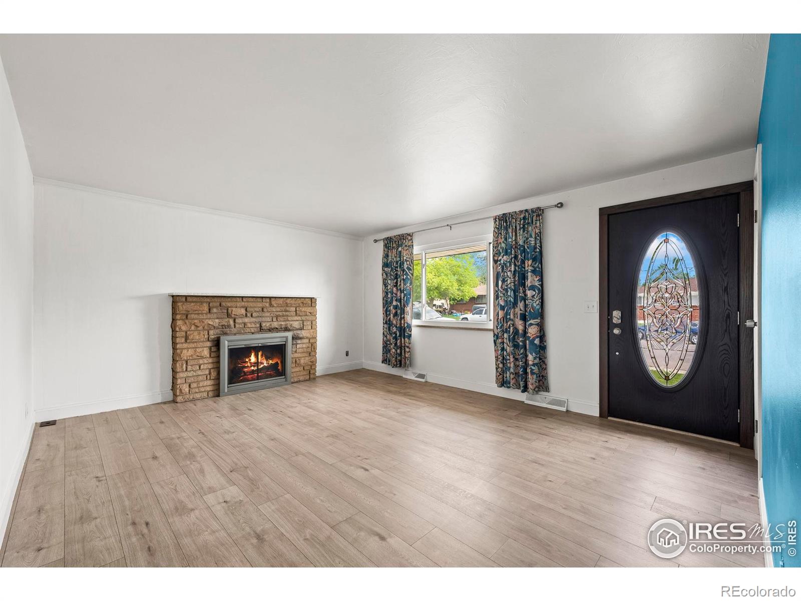 MLS Image #12 for 1880 e 84th avenue,denver, Colorado