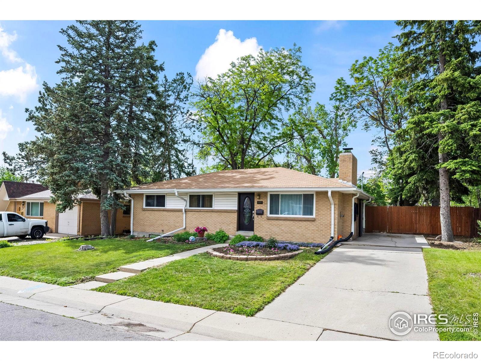 MLS Image #2 for 1880 e 84th avenue,denver, Colorado