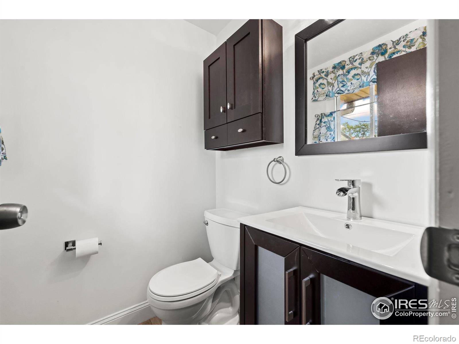 MLS Image #21 for 1880 e 84th avenue,denver, Colorado