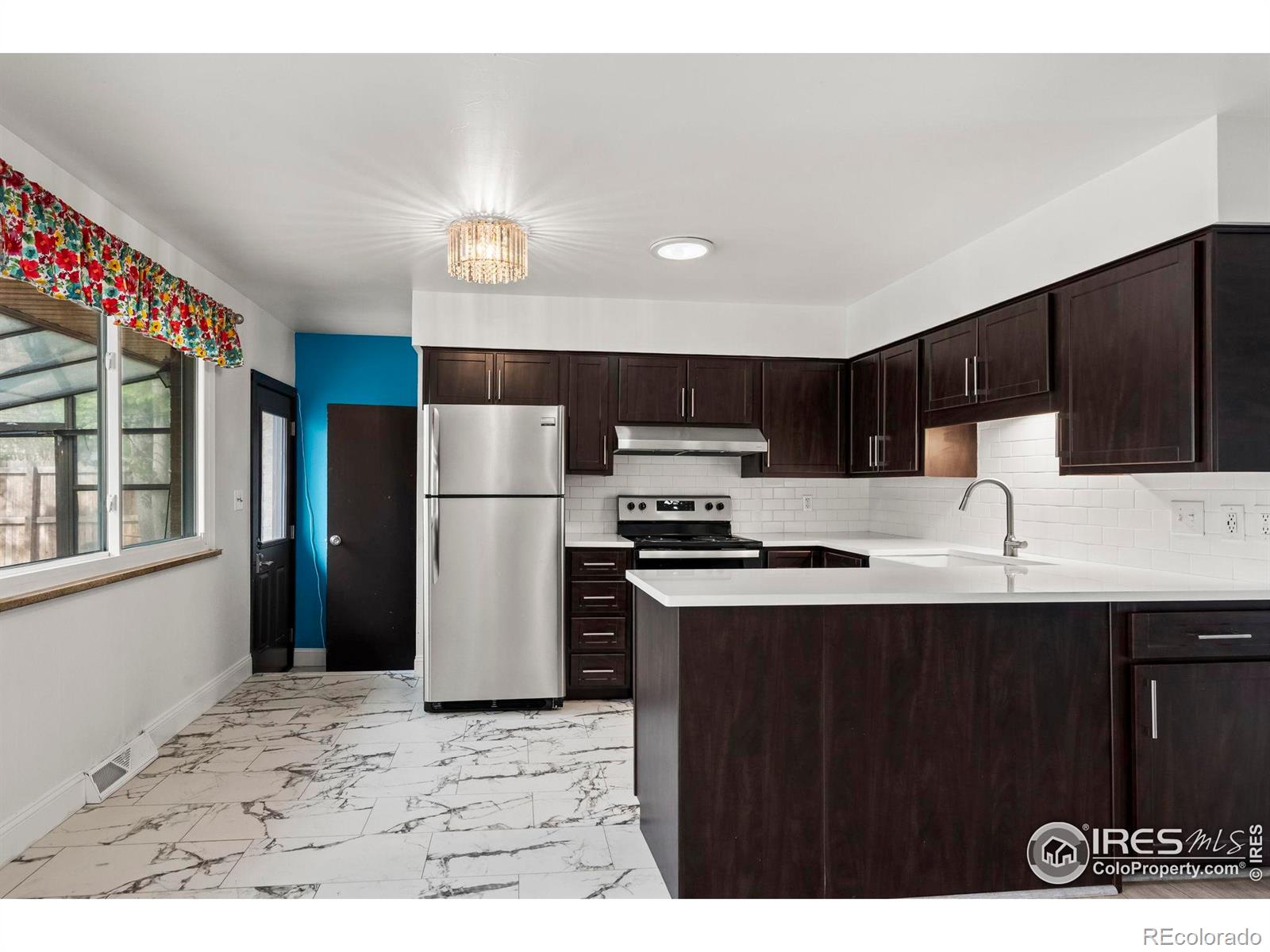 MLS Image #6 for 1880 e 84th avenue,denver, Colorado