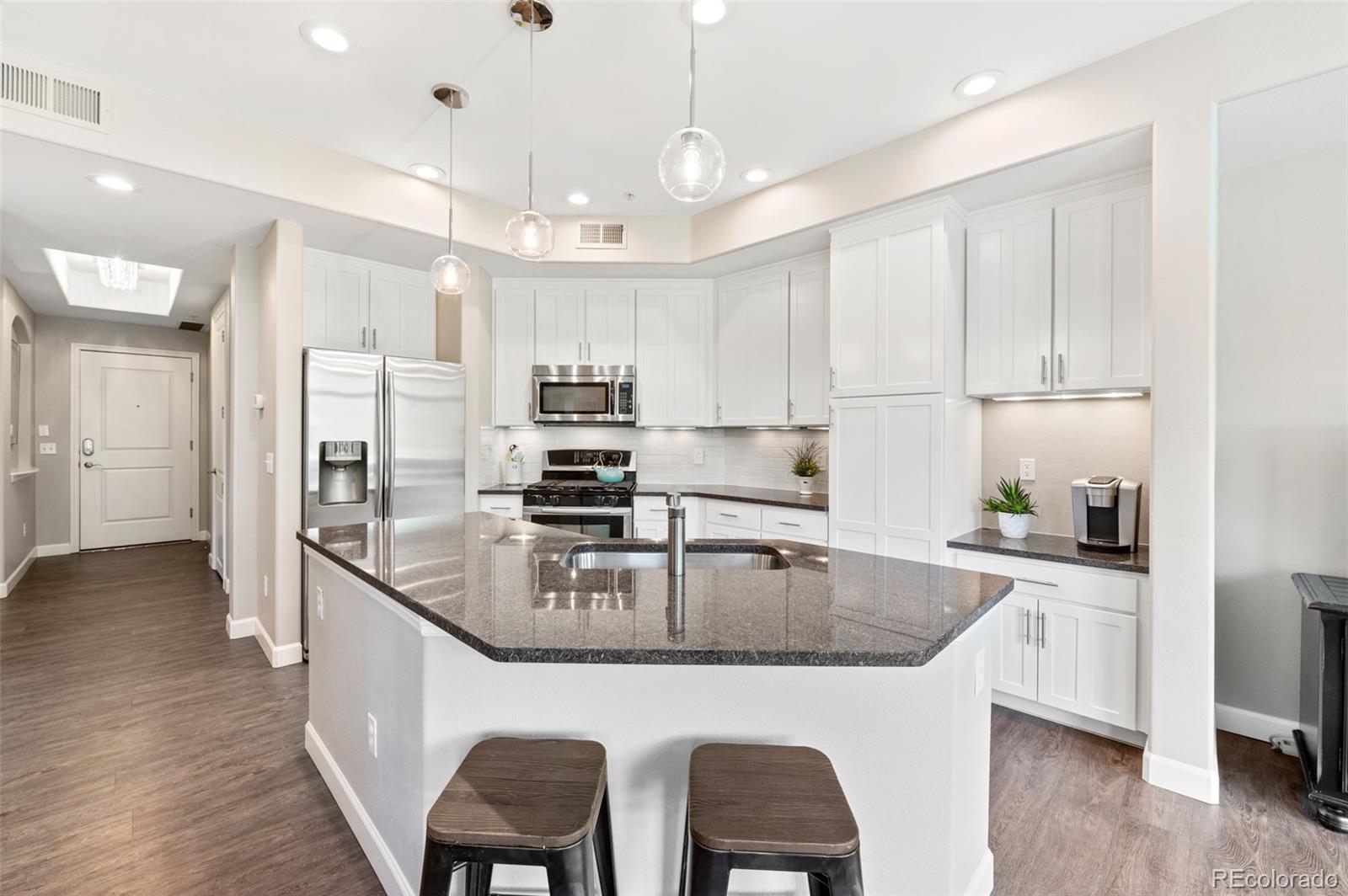 MLS Image #8 for 1100 n grant street,denver, Colorado