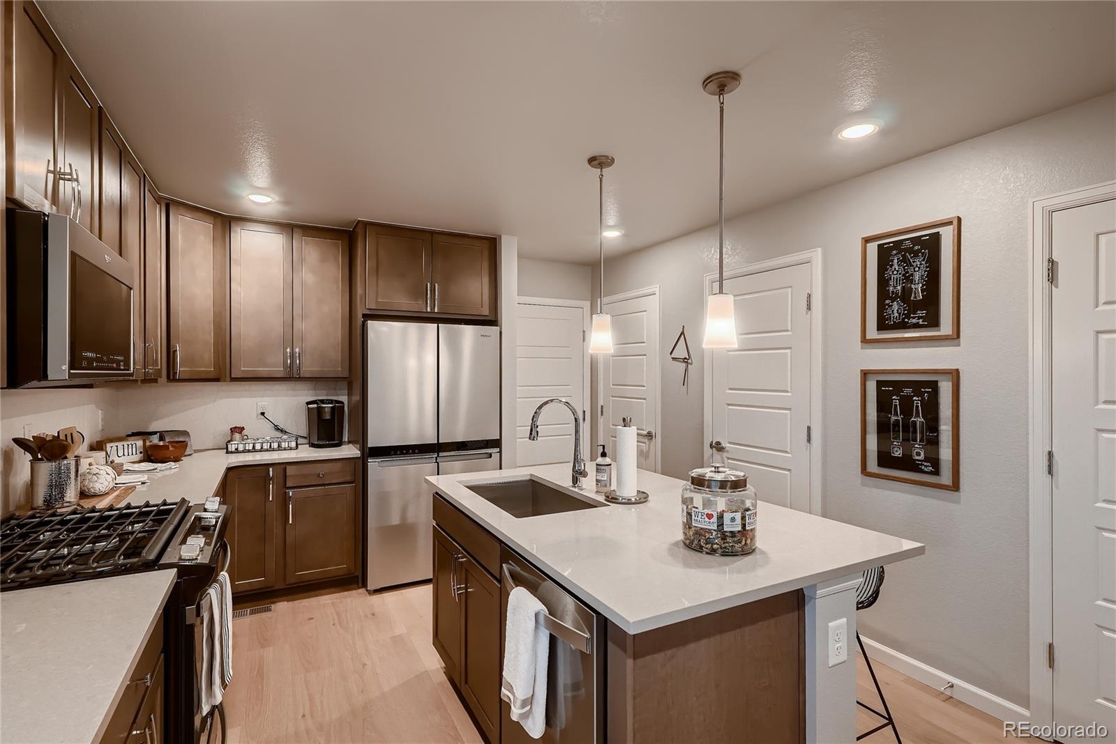 MLS Image #11 for 6309 n hanover street,denver, Colorado