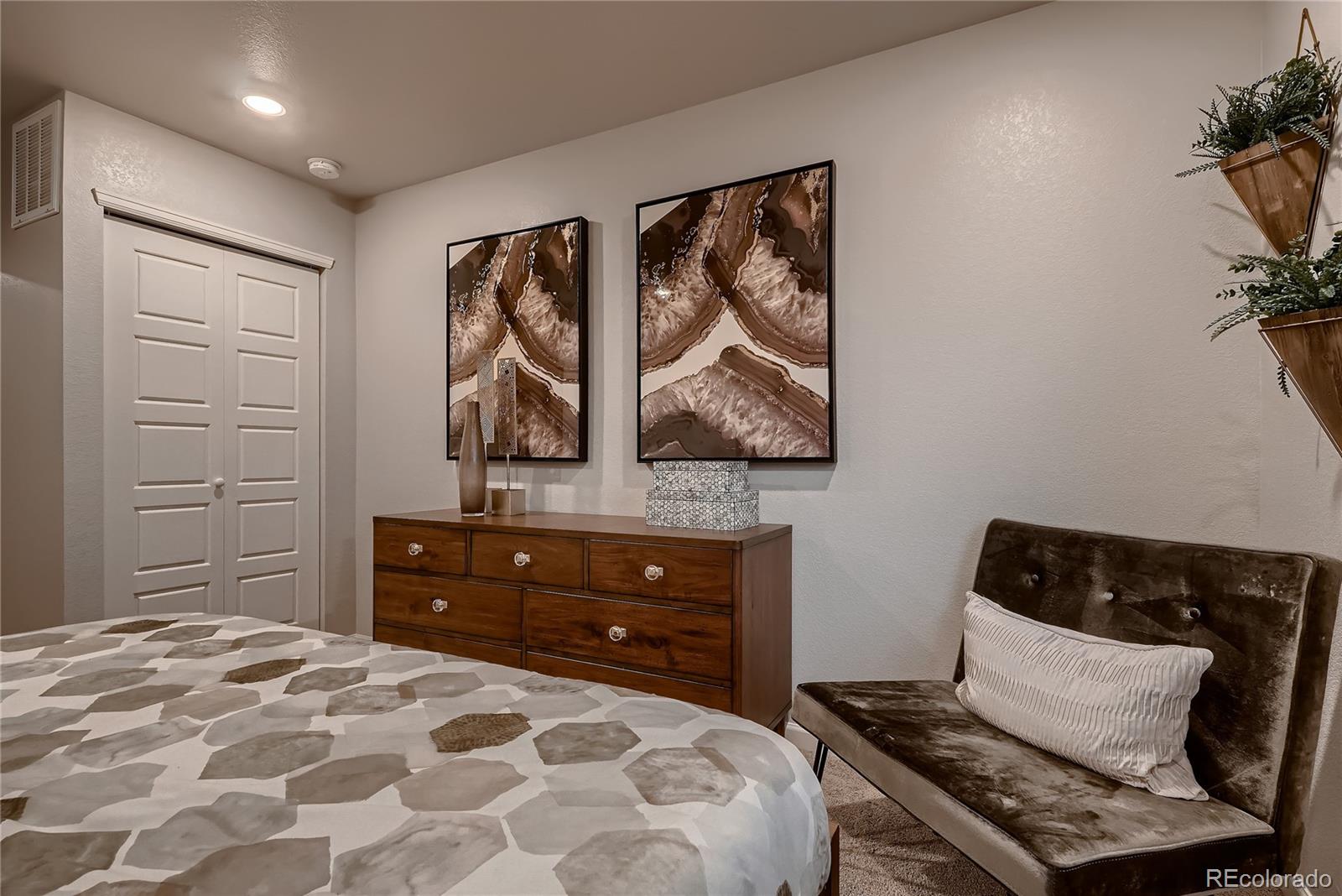 MLS Image #21 for 6309 n hanover street,denver, Colorado