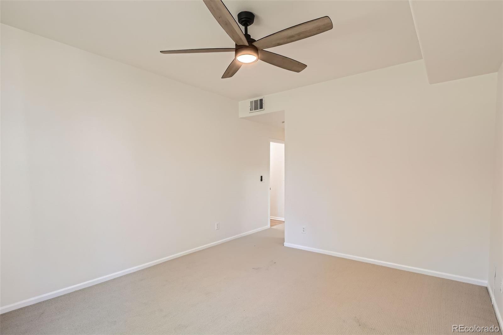 MLS Image #15 for 8500 e jefferson ,denver, Colorado