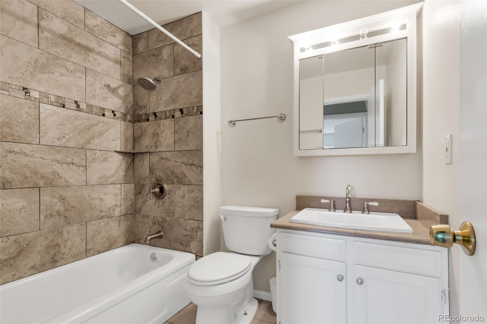 MLS Image #29 for 1005 s lewiston way,aurora, Colorado
