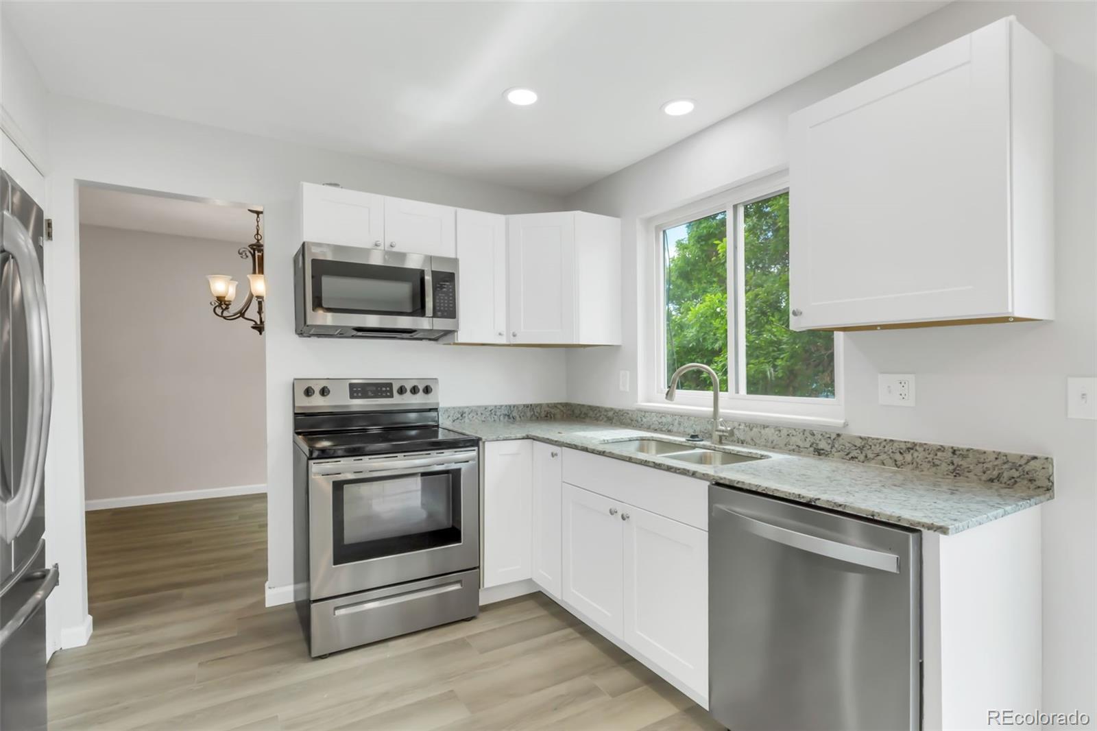 MLS Image #7 for 1005 s lewiston way,aurora, Colorado