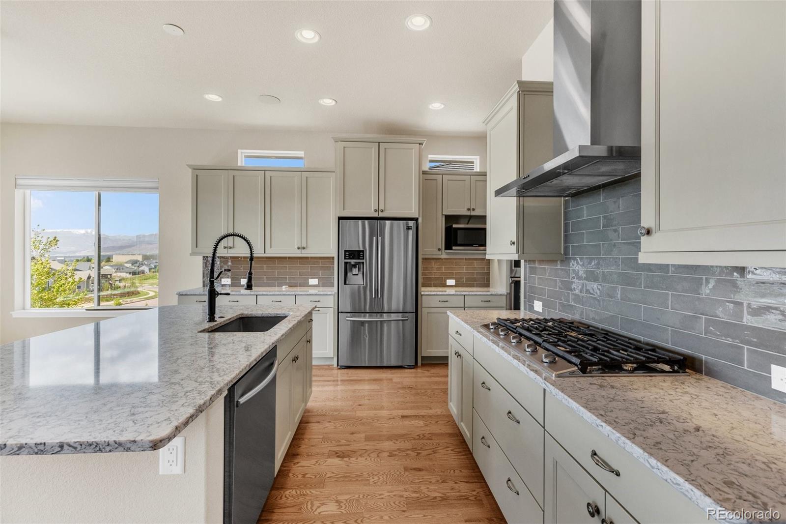 MLS Image #9 for 1955  walnut creek court,colorado springs, Colorado