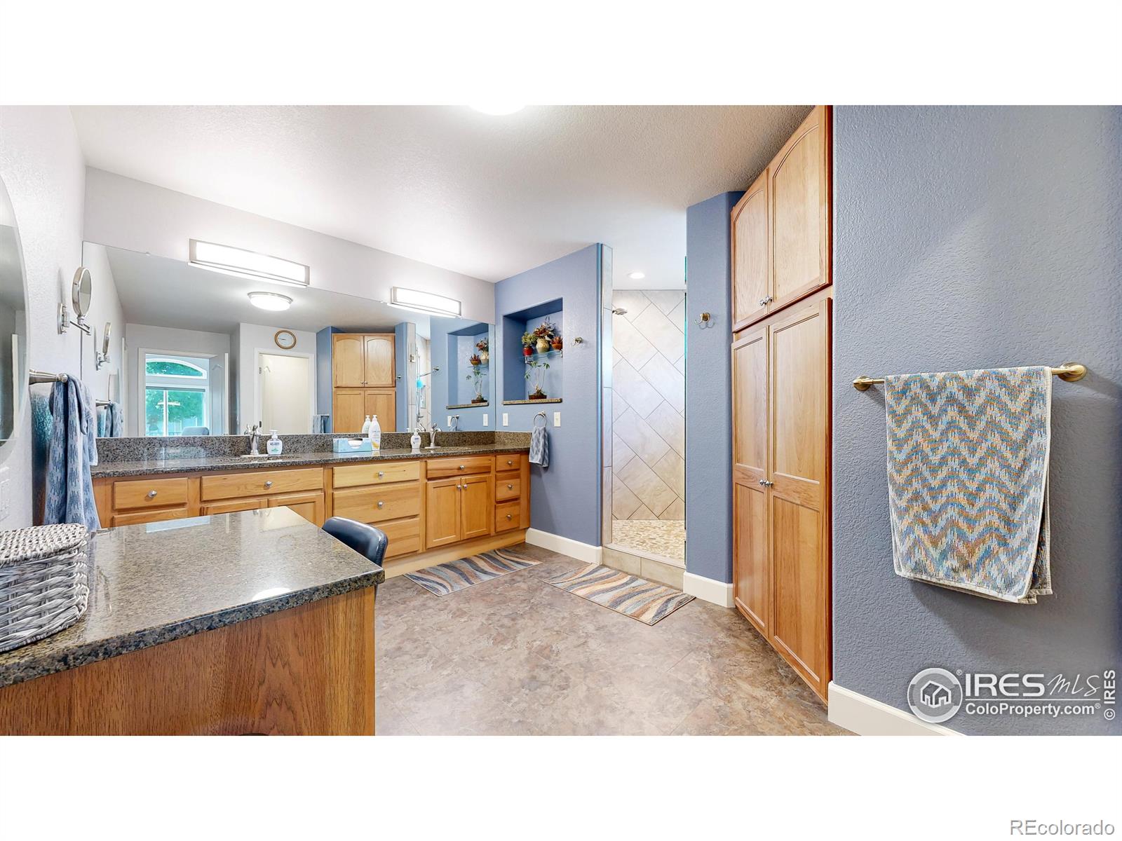 MLS Image #18 for 445  whitney harbor,windsor, Colorado