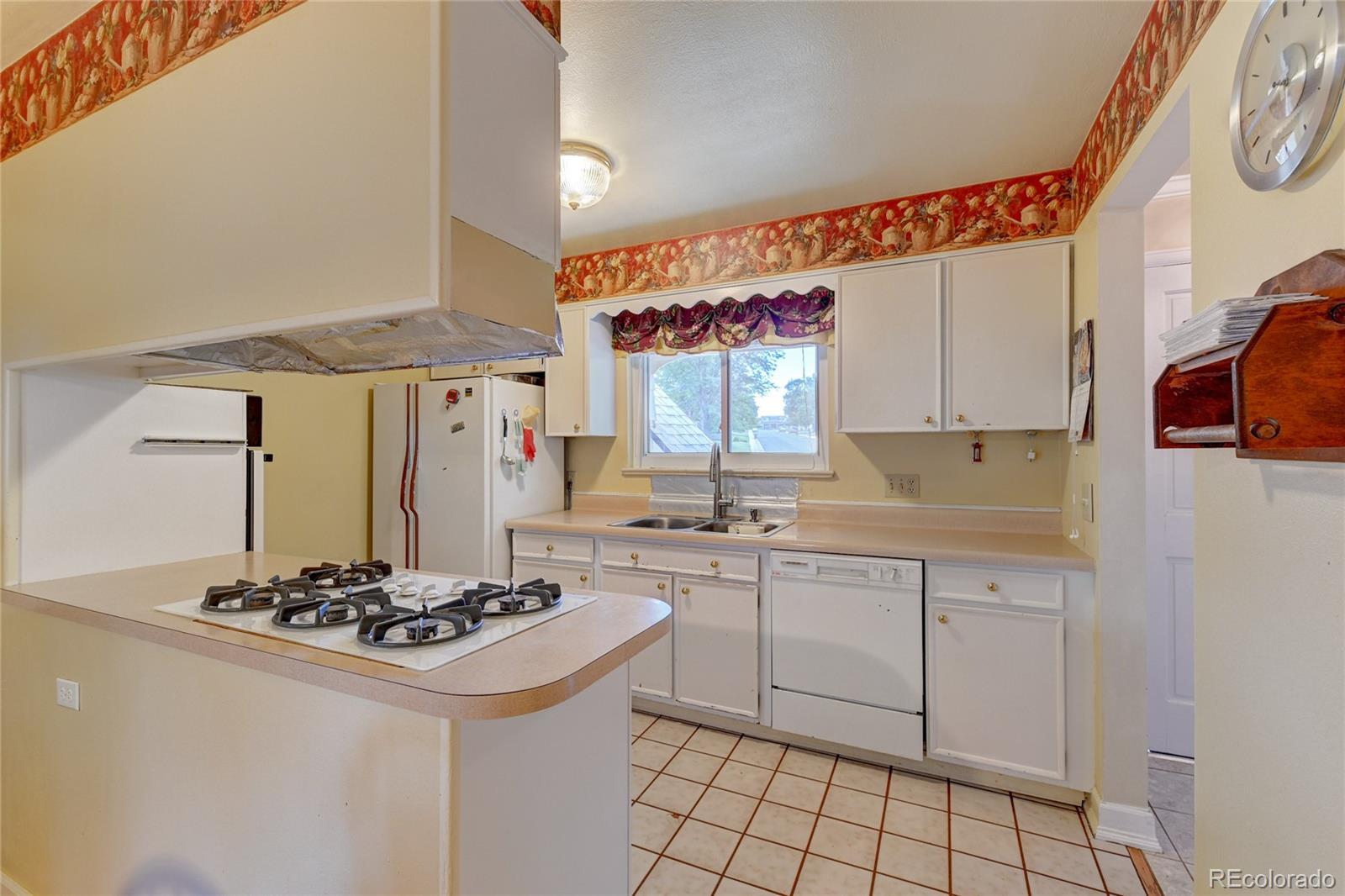 MLS Image #13 for 6971 s valentia street,centennial, Colorado