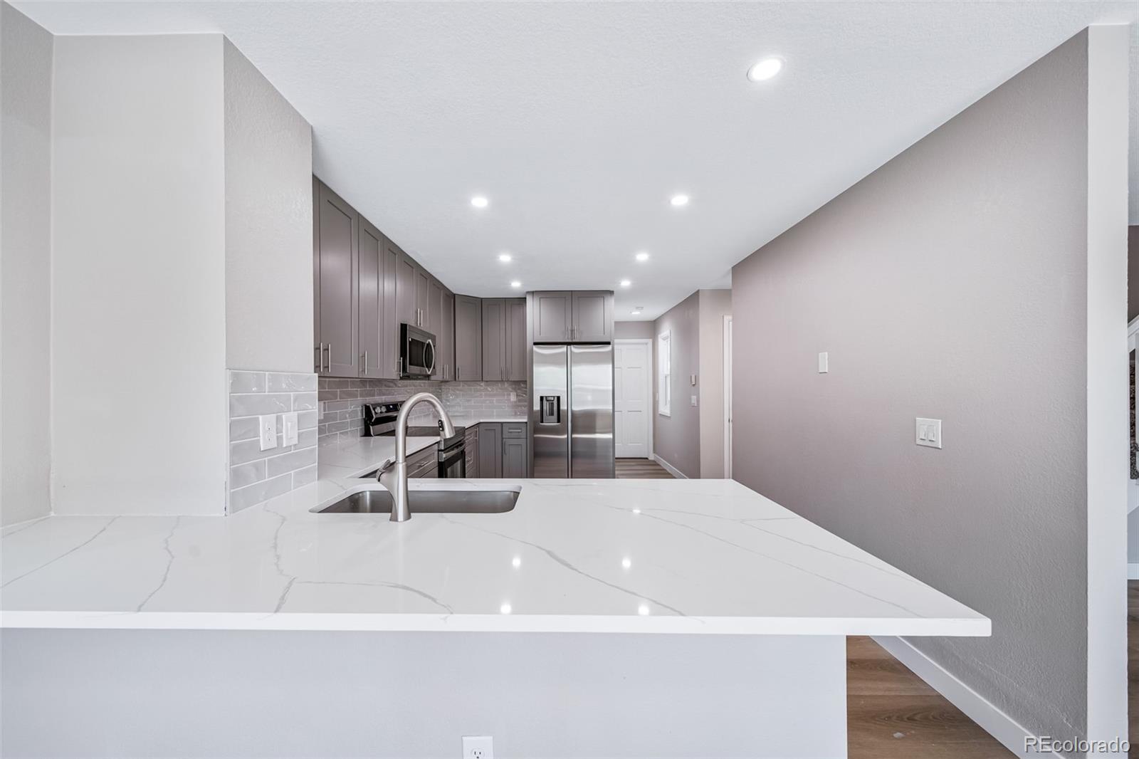 MLS Image #11 for 4825 s ammons street,littleton, Colorado