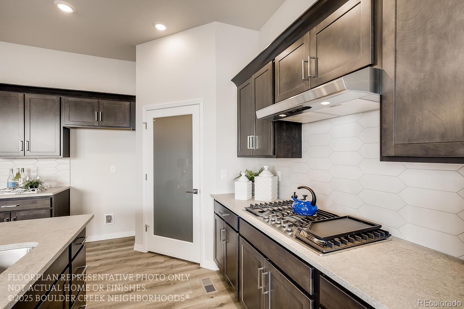 MLS Image #3 for 917 w 129th place,denver, Colorado