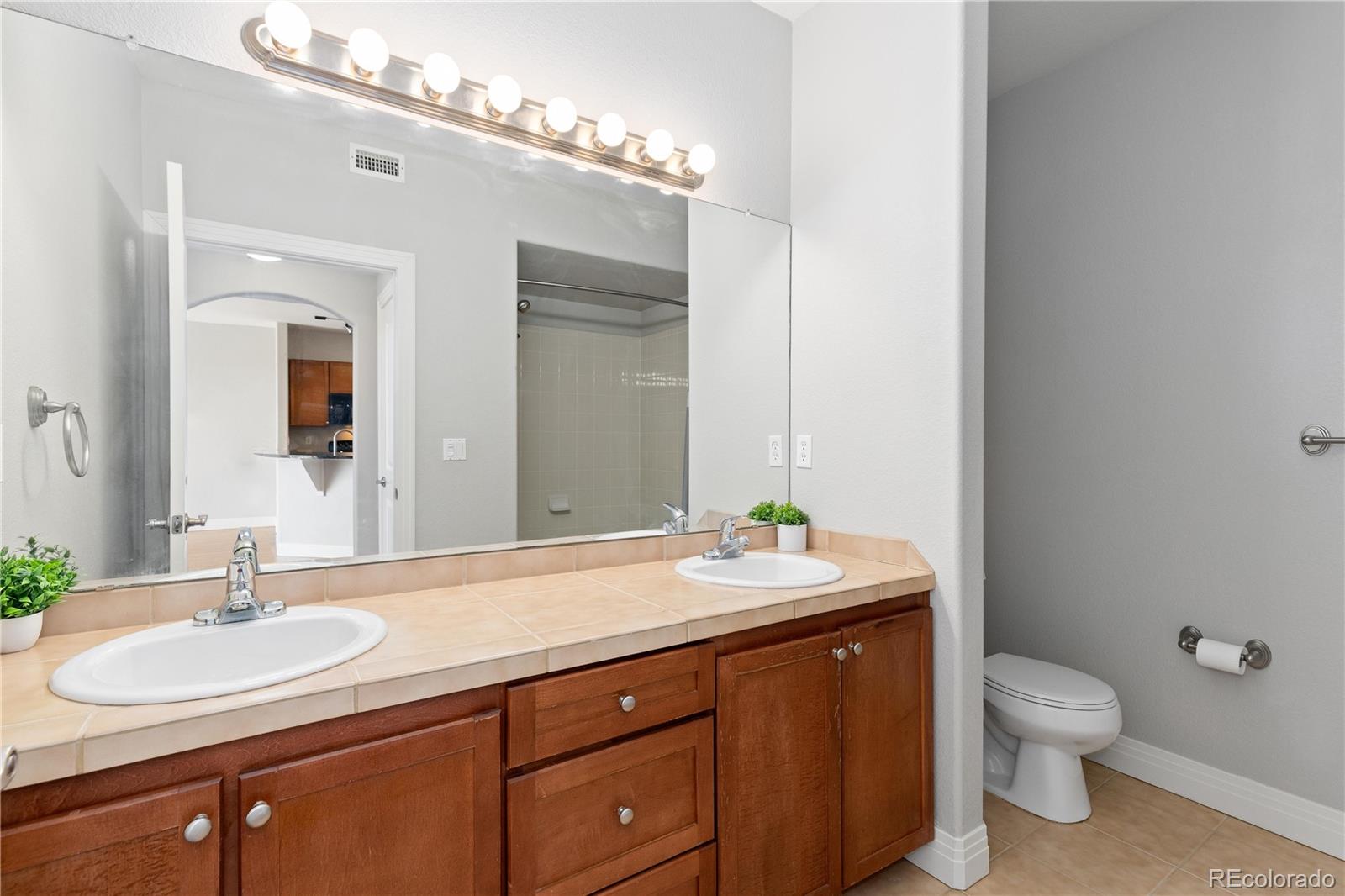 MLS Image #17 for 9019 e panorama circle,englewood, Colorado