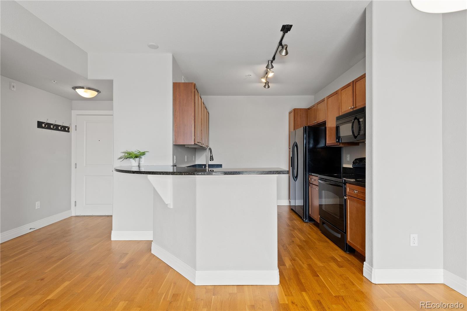 MLS Image #7 for 9019 e panorama circle,englewood, Colorado