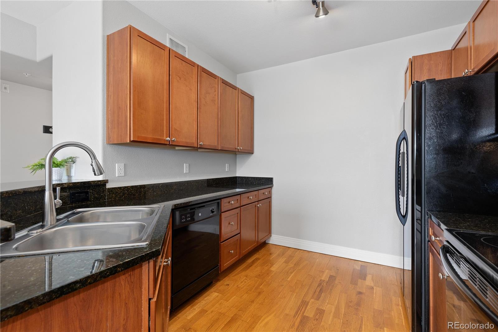 MLS Image #9 for 9019 e panorama circle,englewood, Colorado